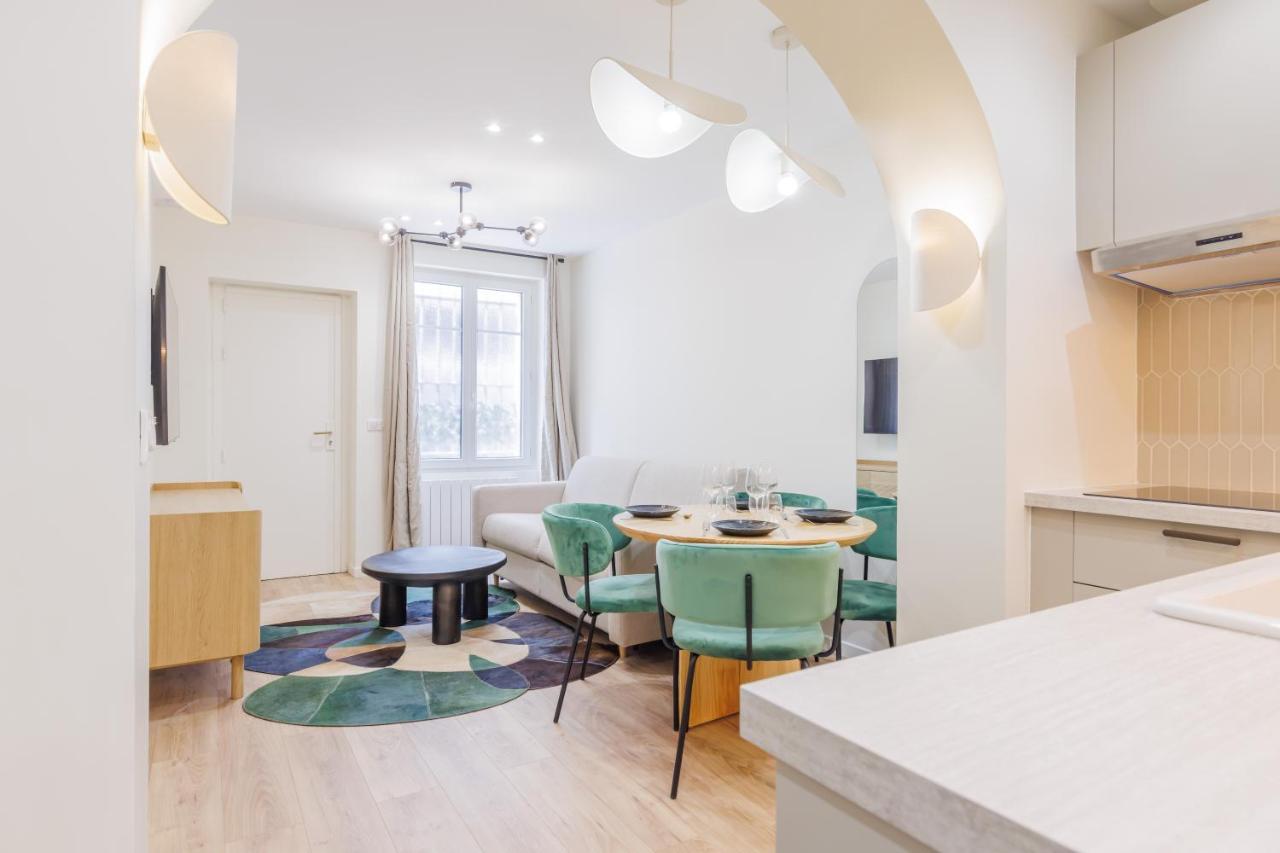 Modern Apartment Near Montmartresacre Coeur Париж Екстериор снимка